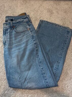 American Eagle High-Rise Stovepipe Jeans - Light Blue Denim (Size 2 Short)